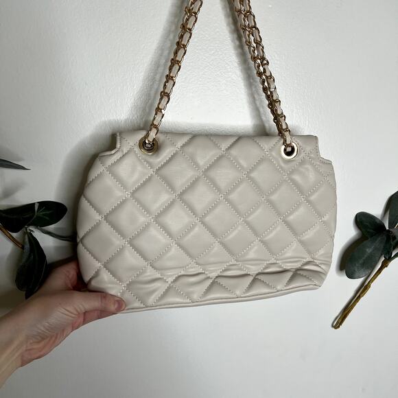 NWT Forever 21 Cream and Gold Chain Purse - Picture 2 of 7
